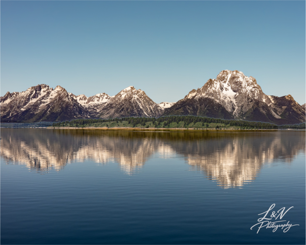 Main image Mirror of the Tetons