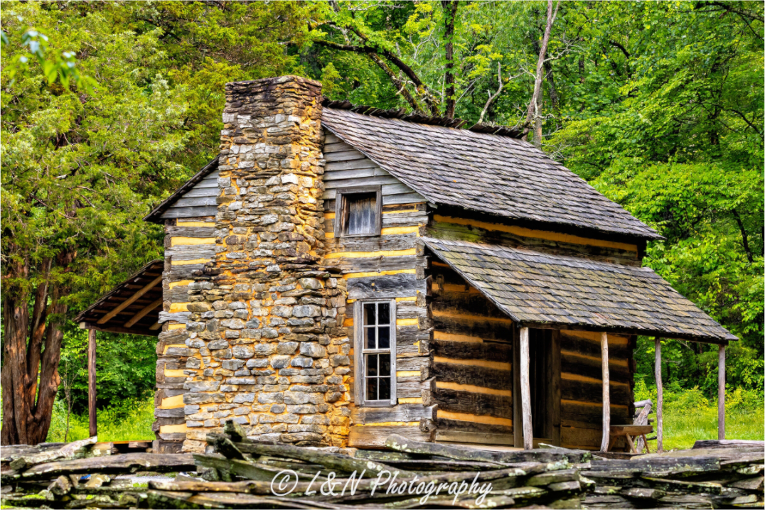 Main image John Oliver Cabin